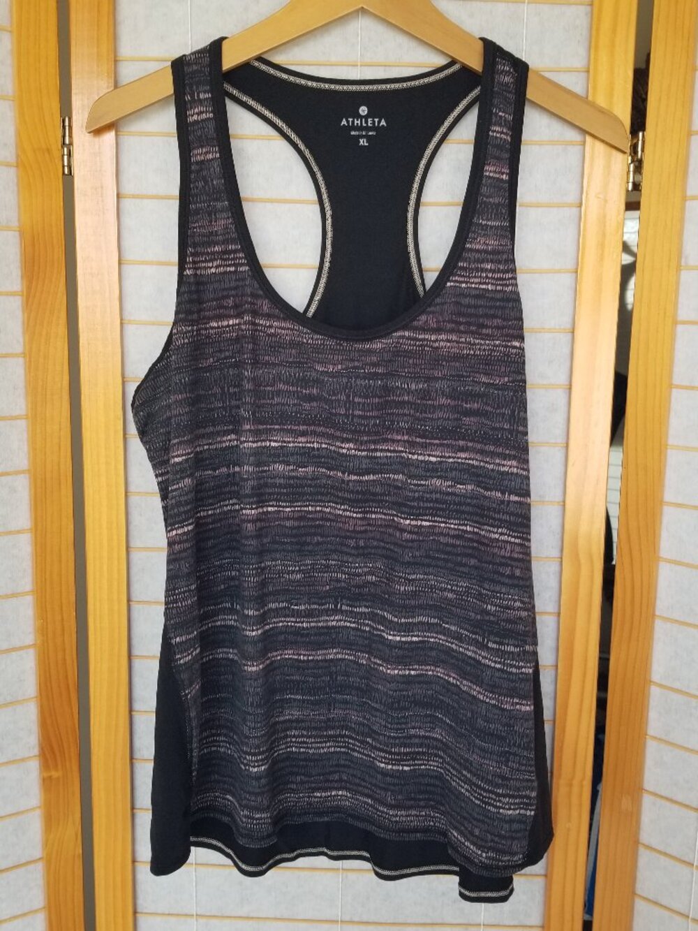 Athleta Printed Racer Back Tank Top Size XL Black Gray